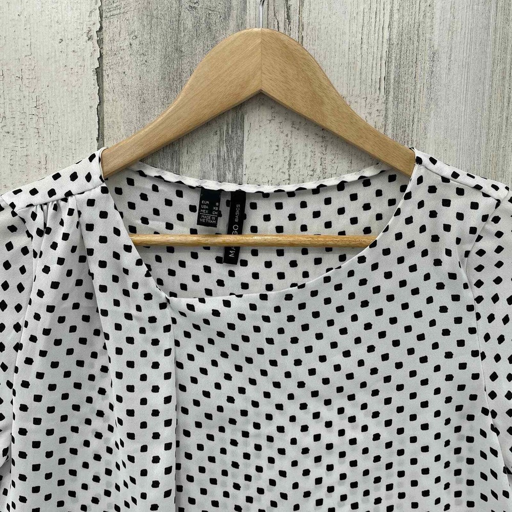 Mango Basics Career Blouse Womens XS White Black Polka Dot Polyester Gathered - Picture 4 of 10